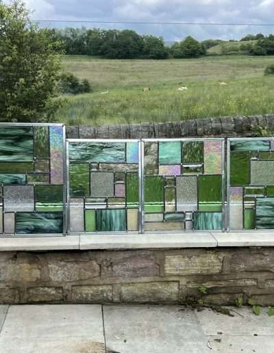 4 windows
